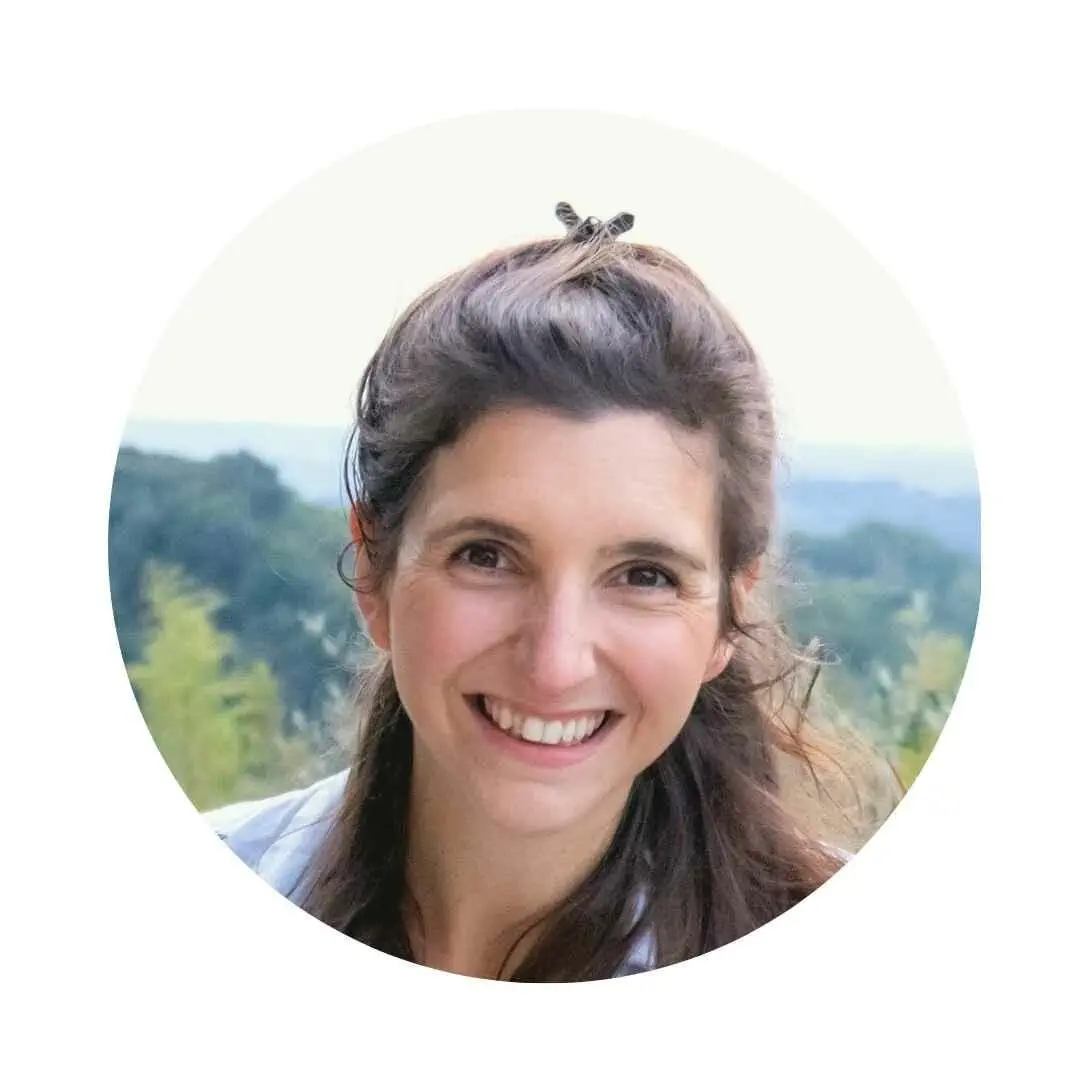 Portrait photograph of nutritionist Jess Ferrari-Wells